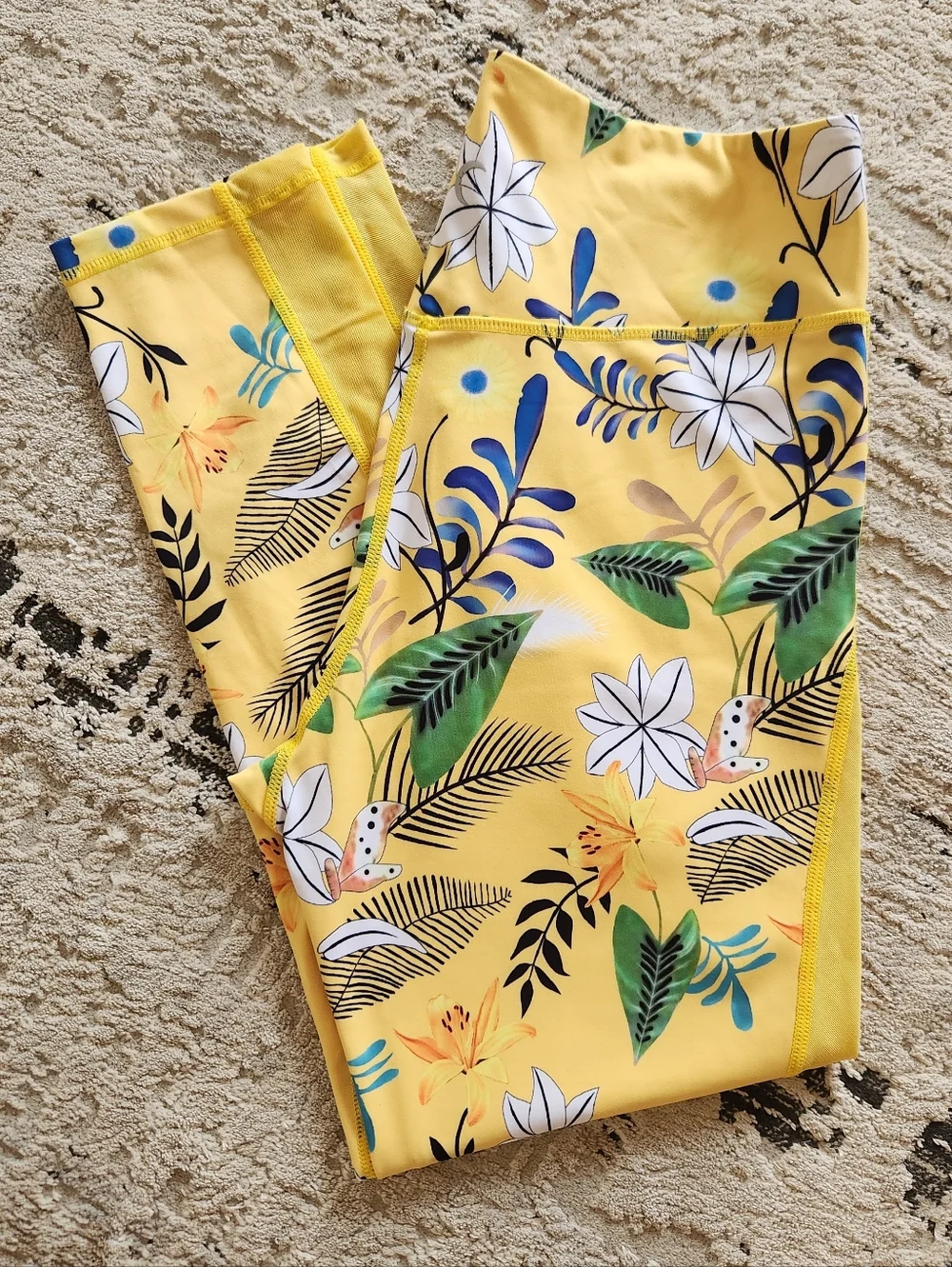 Zyia Active Floral Reflective Light N Tight High Rise